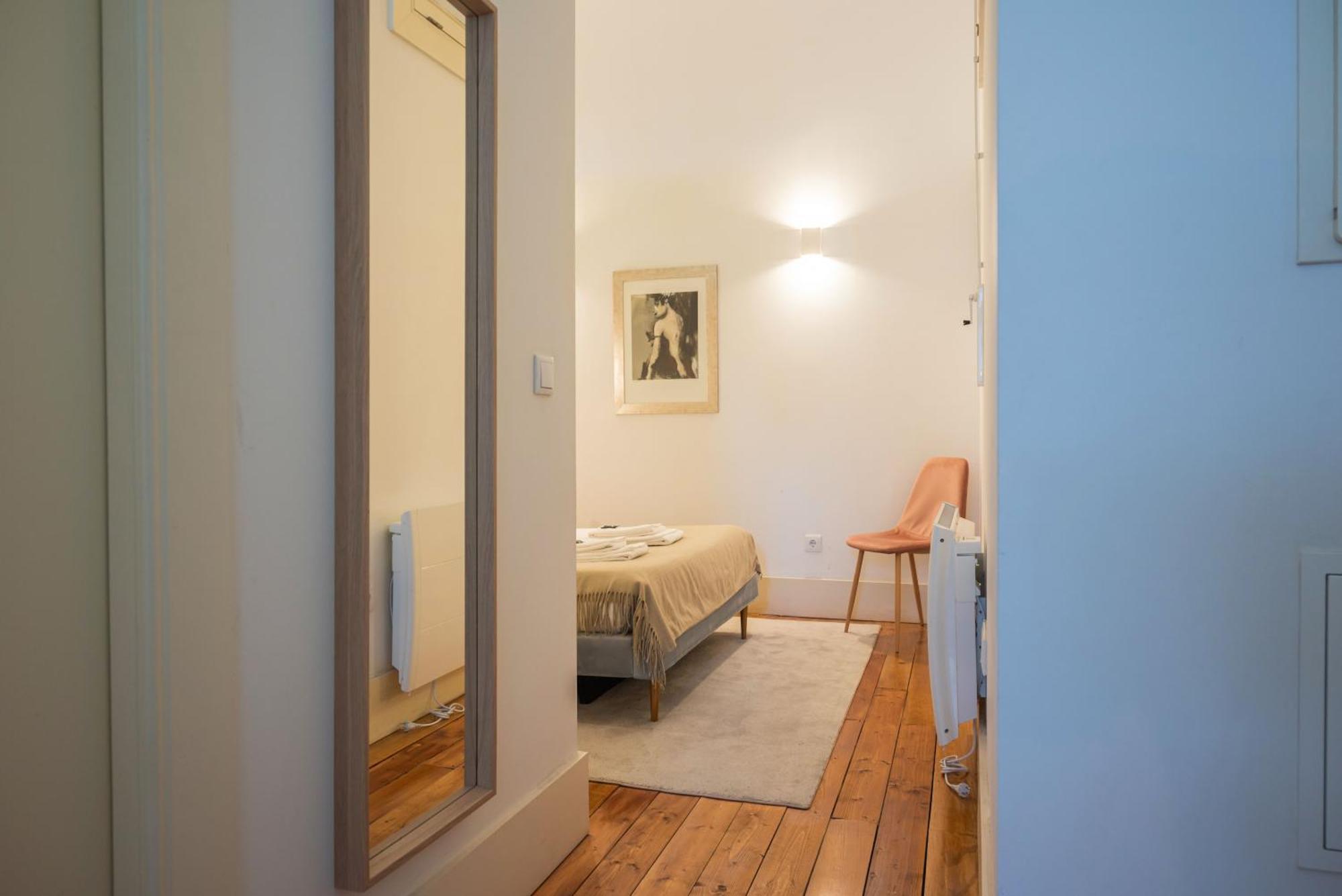 Liiiving In Porto - Urban Retreat Apartment Екстер'єр фото